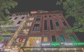 Super Townhouse Hsr Bangalore Formerly Hotel La Prosperite